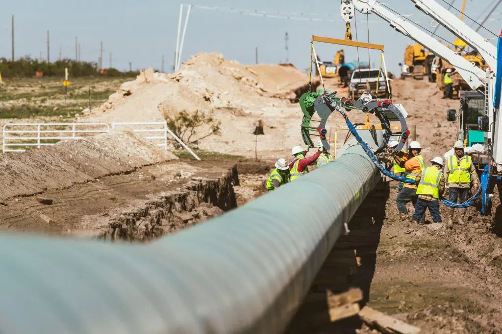 Pipeline Technique (PTL) Signs Acquisition of Stanley Black & Decker’s Pipeline Robotic Welding and Coating Business
